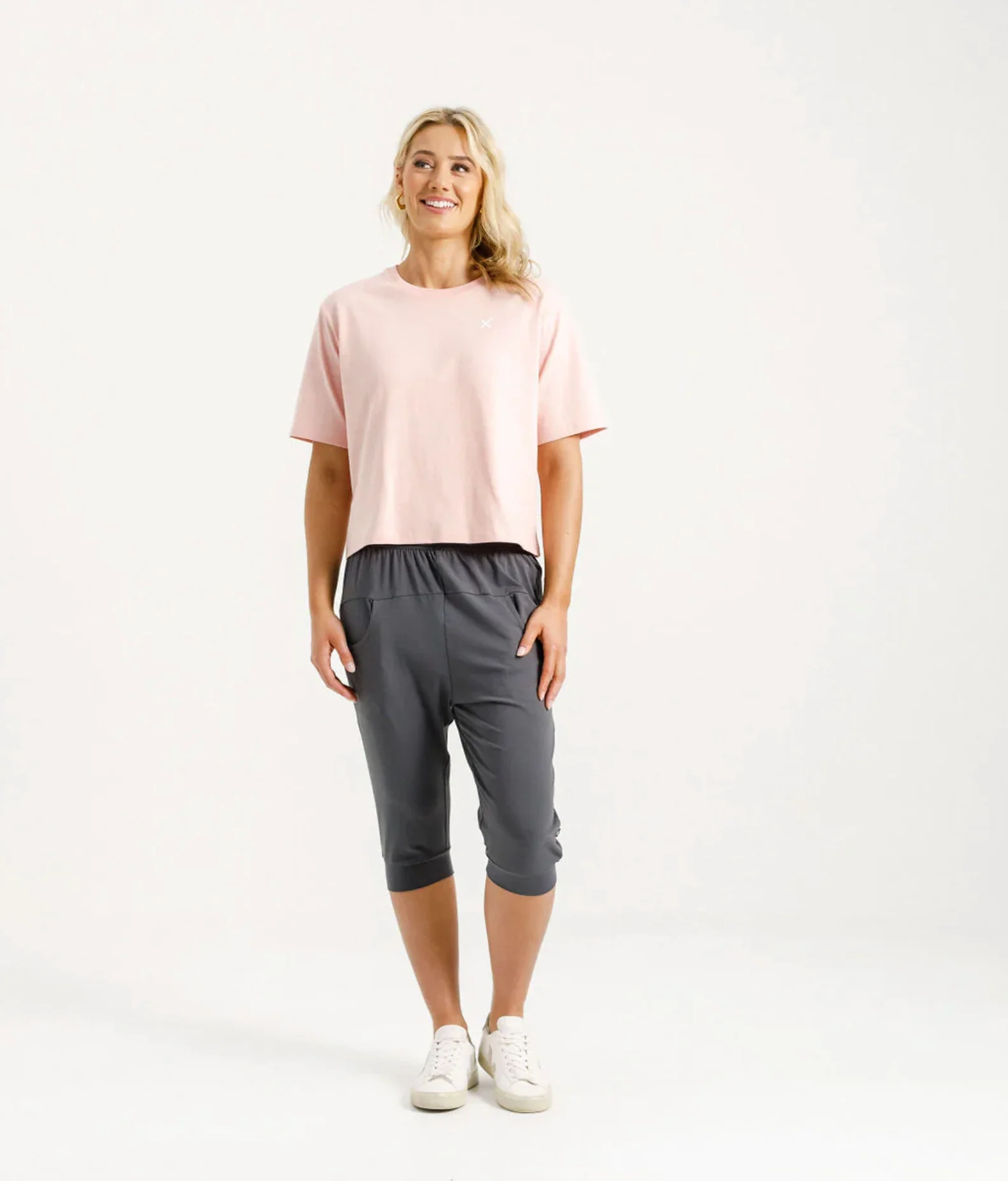 3/4 Apartment Pants - Graphite with Blossom X - Image 2