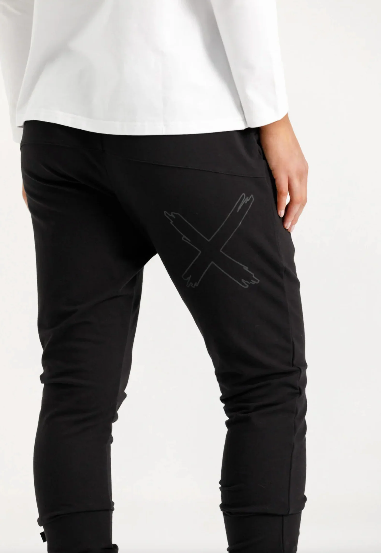 Apartment Pants Winter - Black with Black X Outline - Image 3