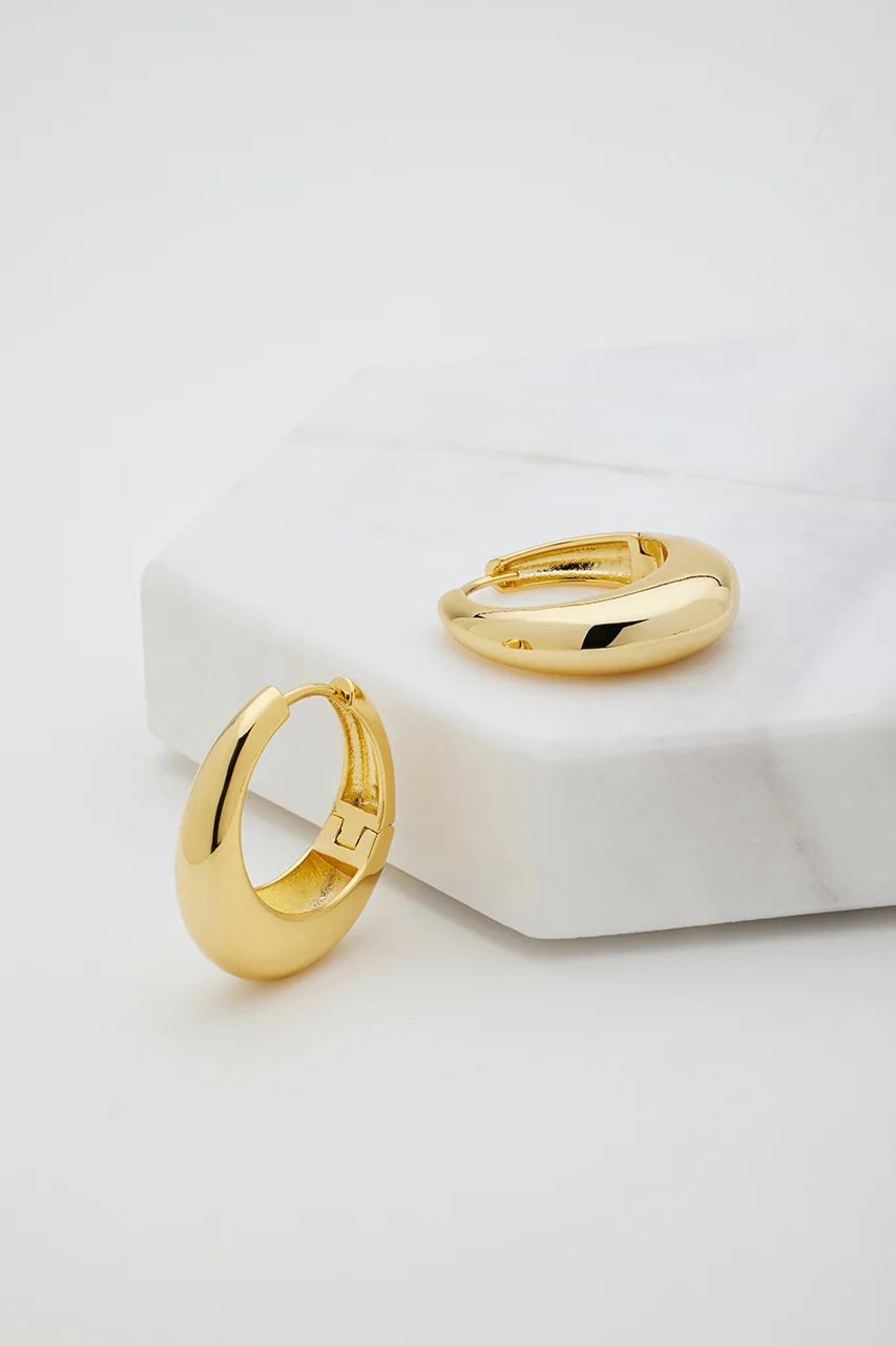Cleo Hoop/Large - Gold