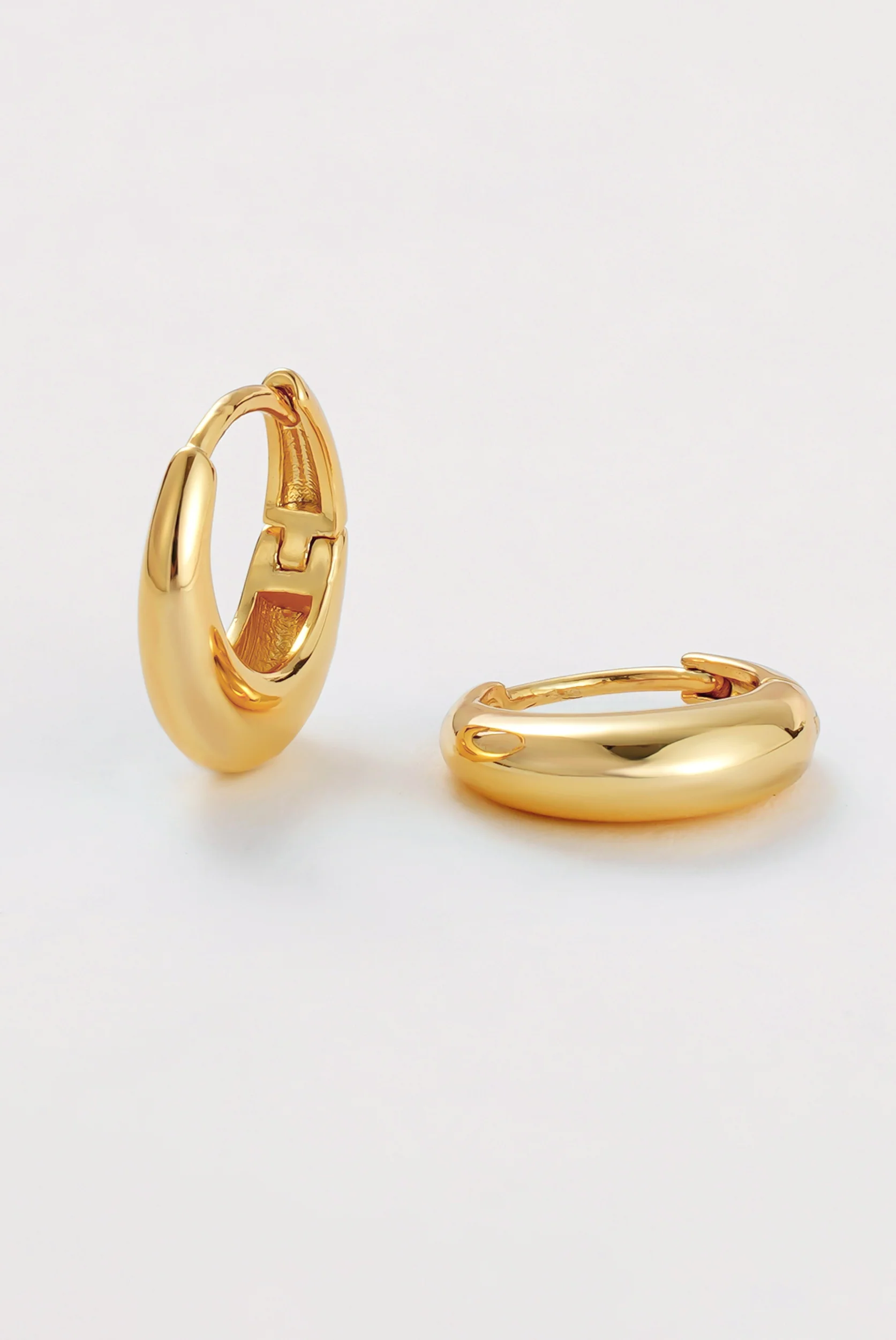 Cleo Hoop/Small - Gold