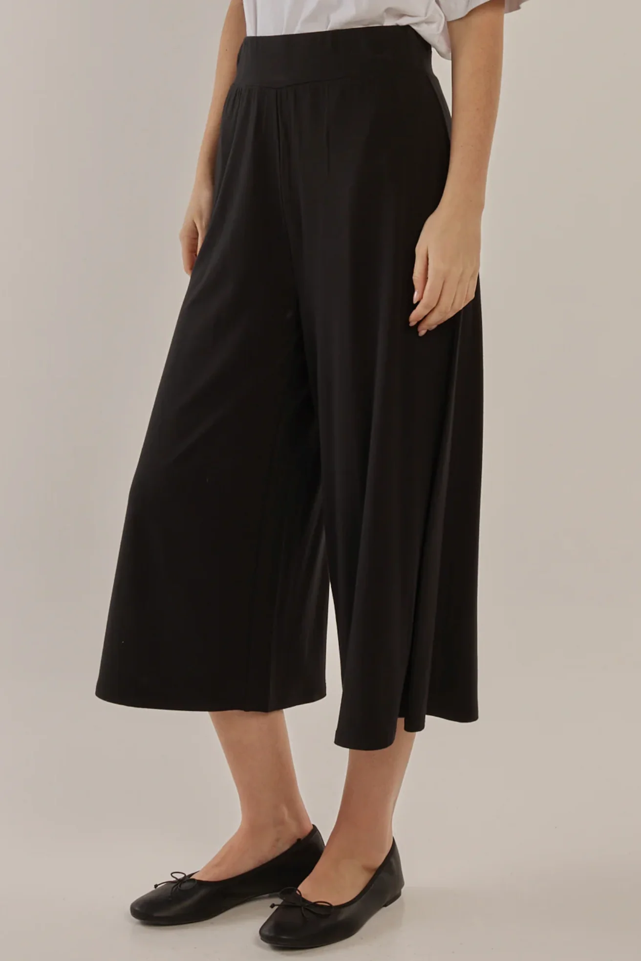 Crystal Crop Jogger - Black - Image 3