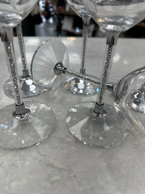 Crystal Stemmed Wine Glasses - Set of 6 - Image 3