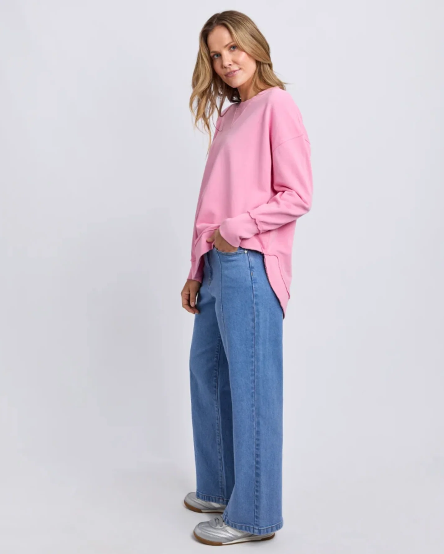 Delilah Crew - Rose - Image 5