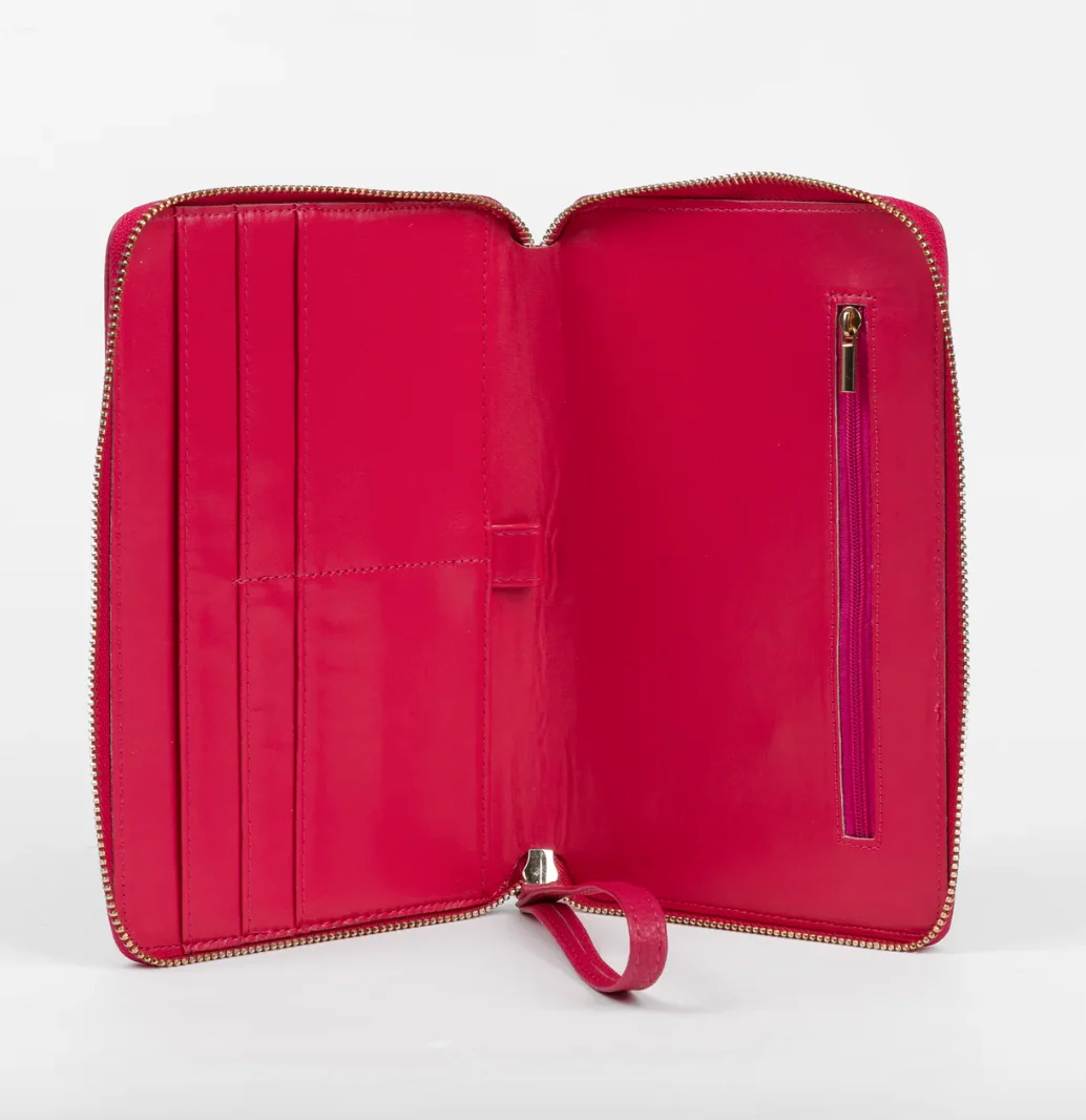 Getaway Travel Wallet - Raspberry - Image 2
