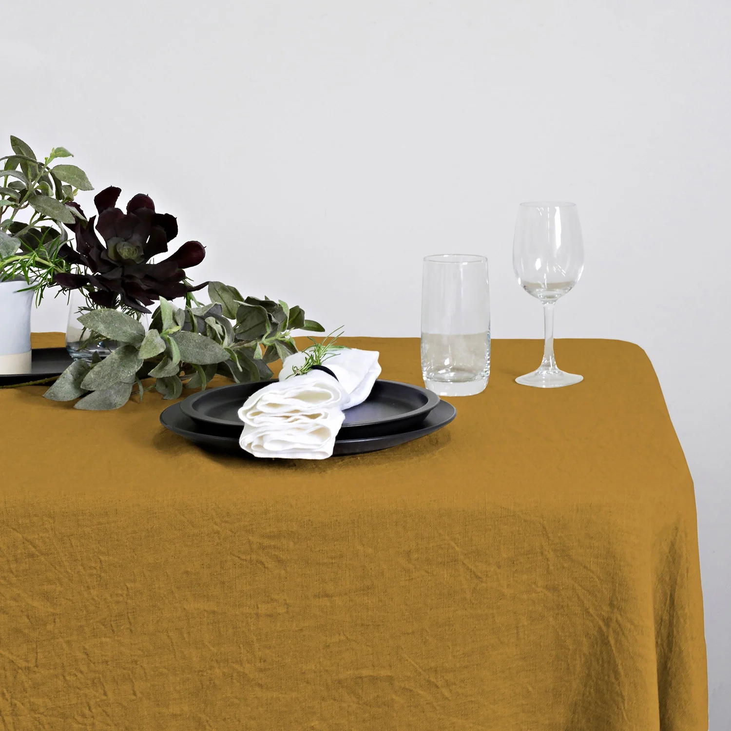 Linen Hemmed Runner - Oak