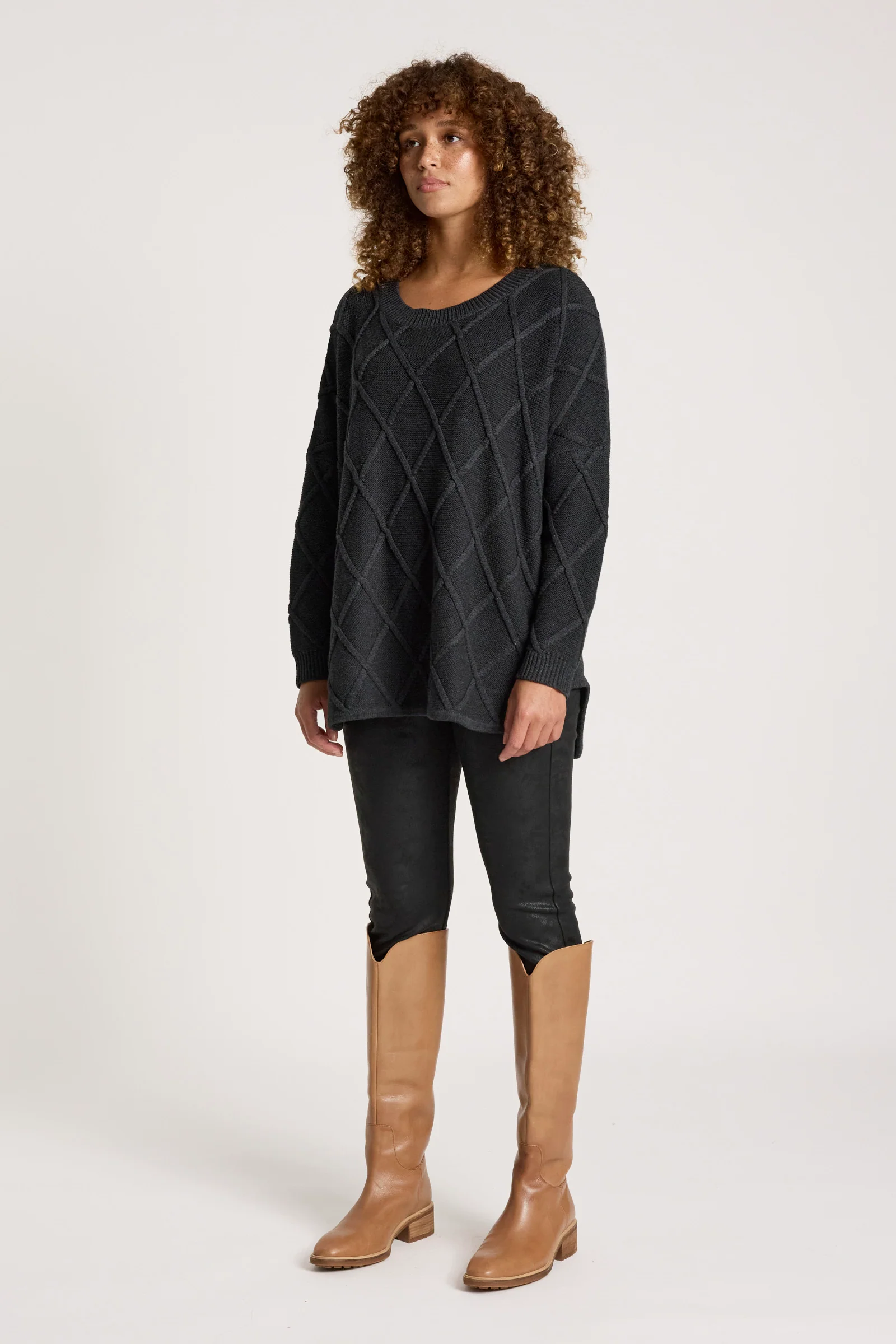 Liora Relaxed Jumper - Char - Image 3