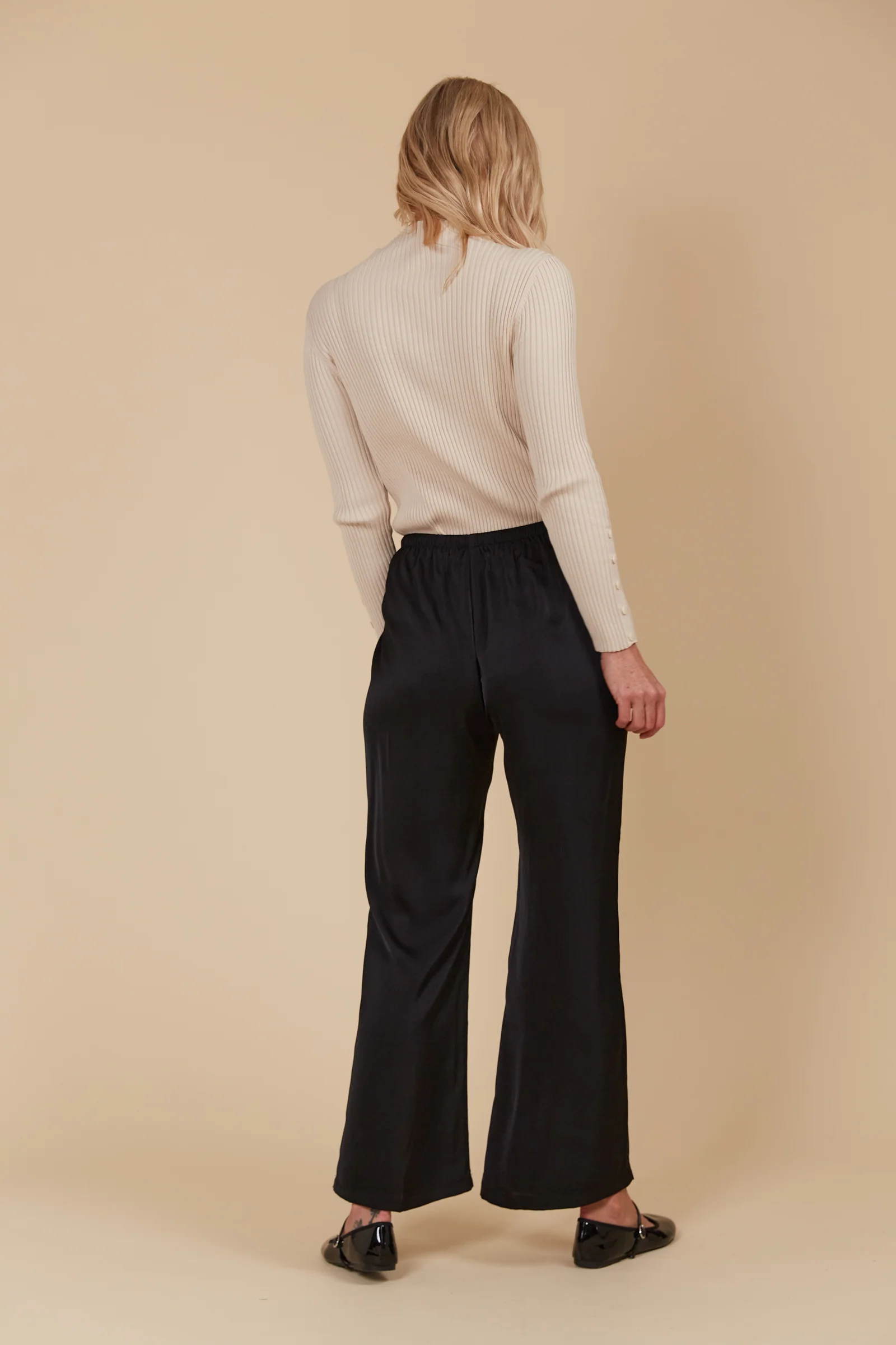 Maia Pant - Onyx - Image 4