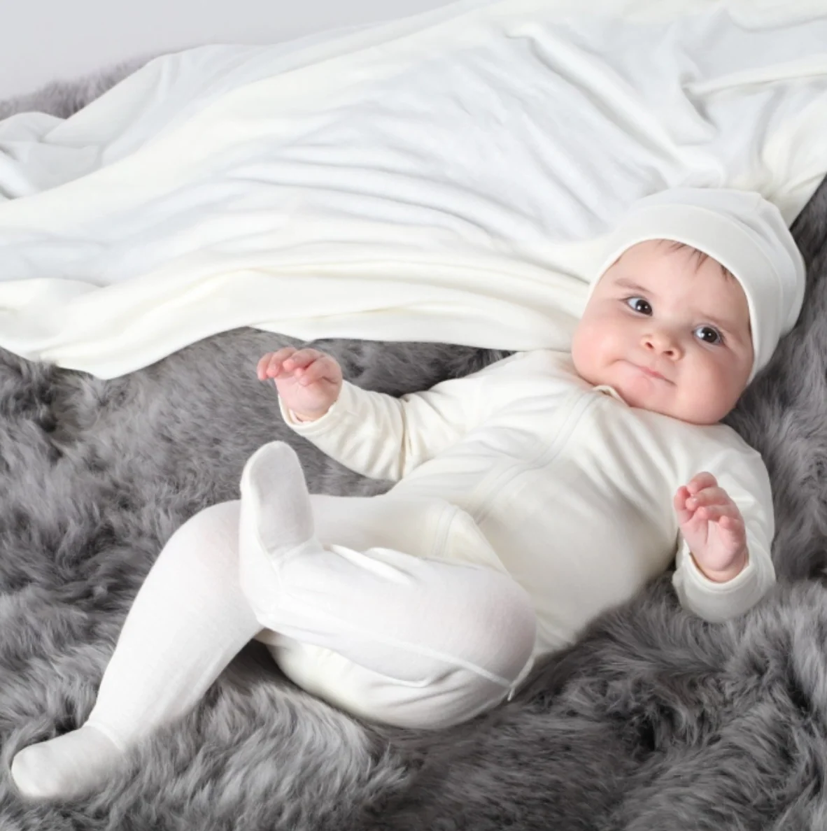 Merino Zip Babygrow - Image 2