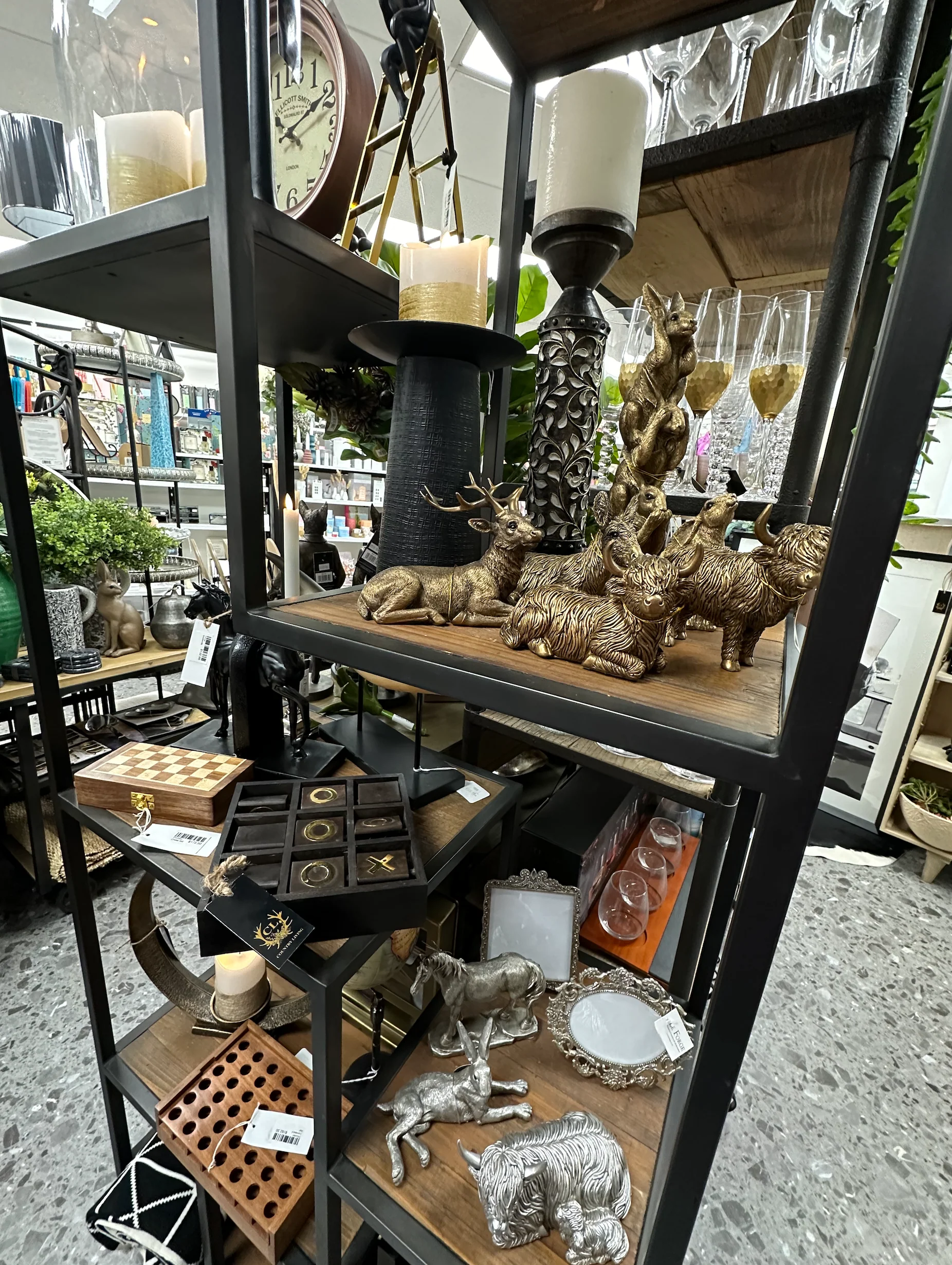 Reclaimed Pine & Metal Shelf - Image 3