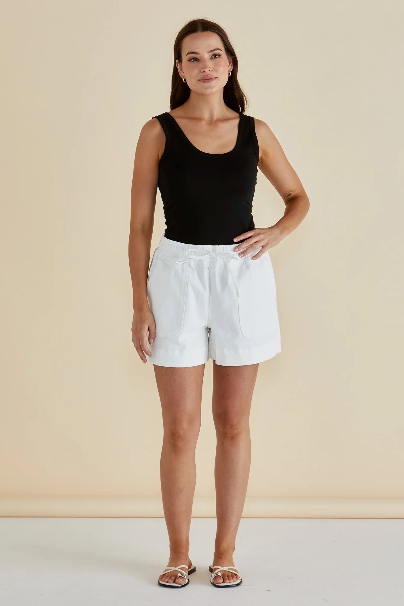 Relax Denim Shorts - White - Image 5