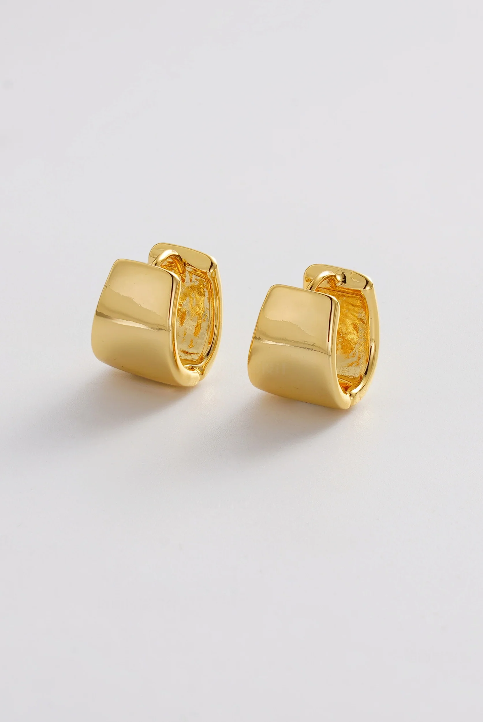 Riley Hoop - Gold