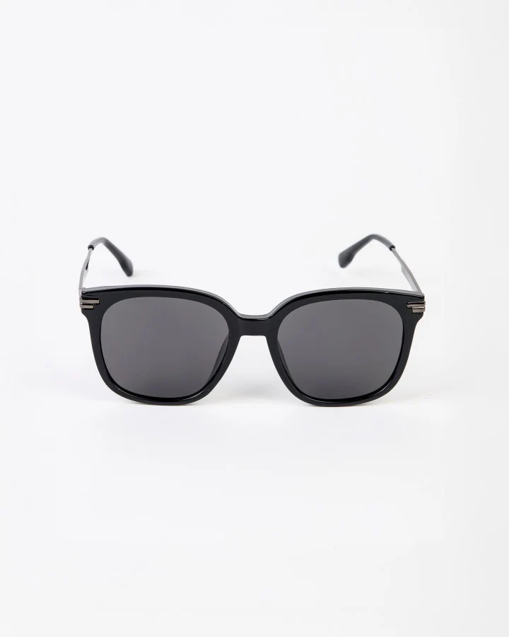 Sunglasses - Judy Black