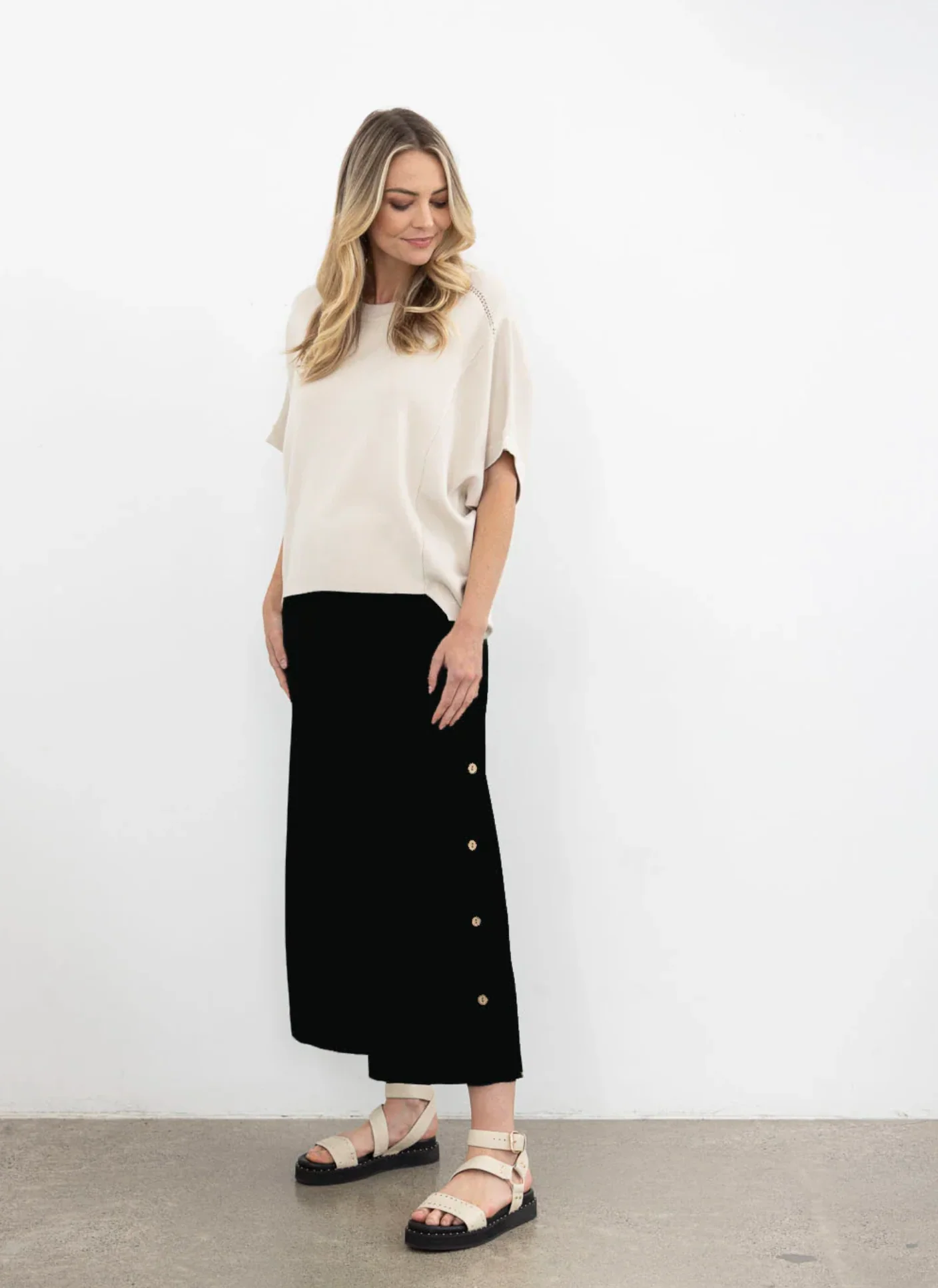 Tate 3/4 Pant - Black - Image 2