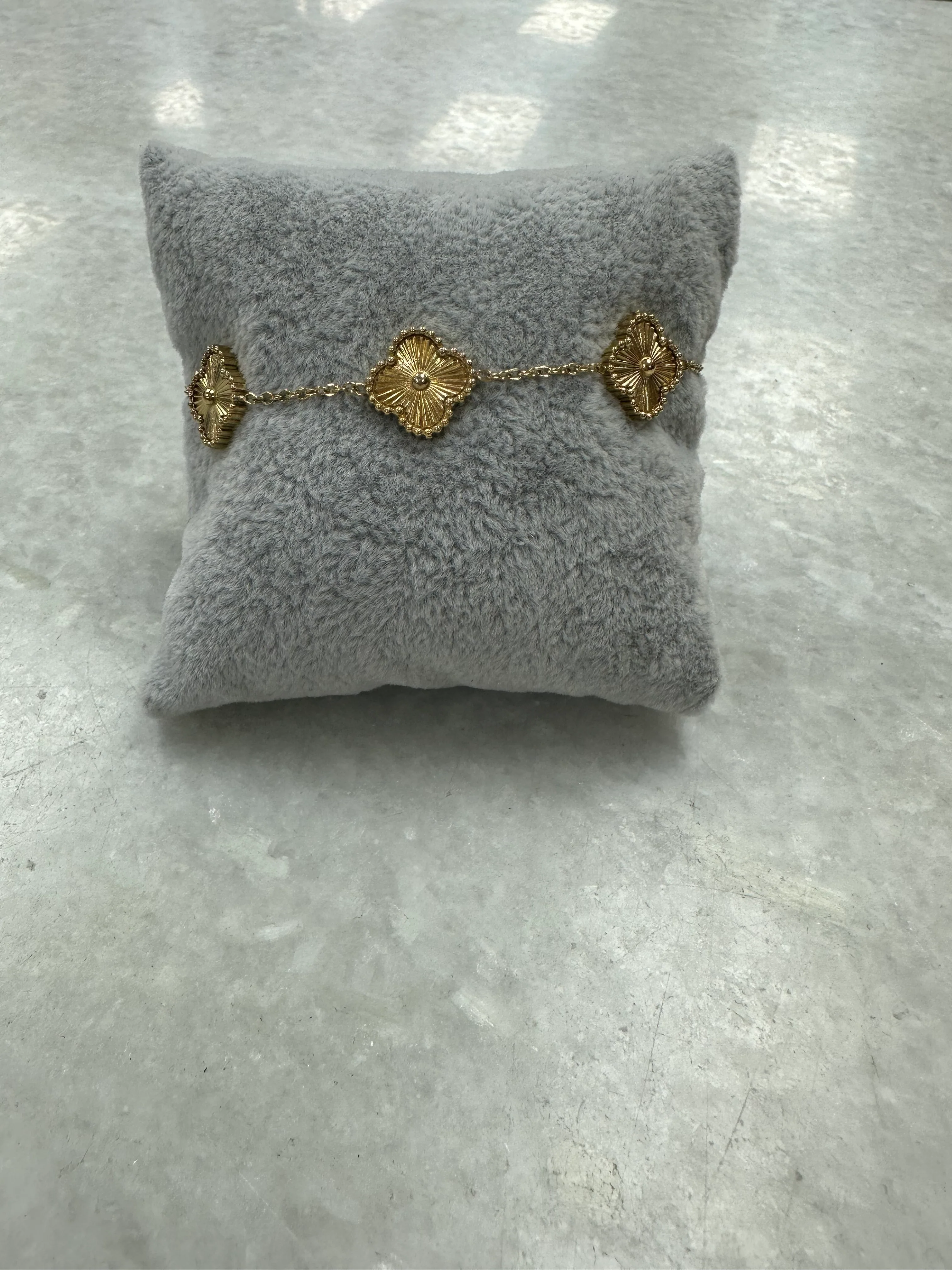 Vintage 5 Cross Bracelet - Gold